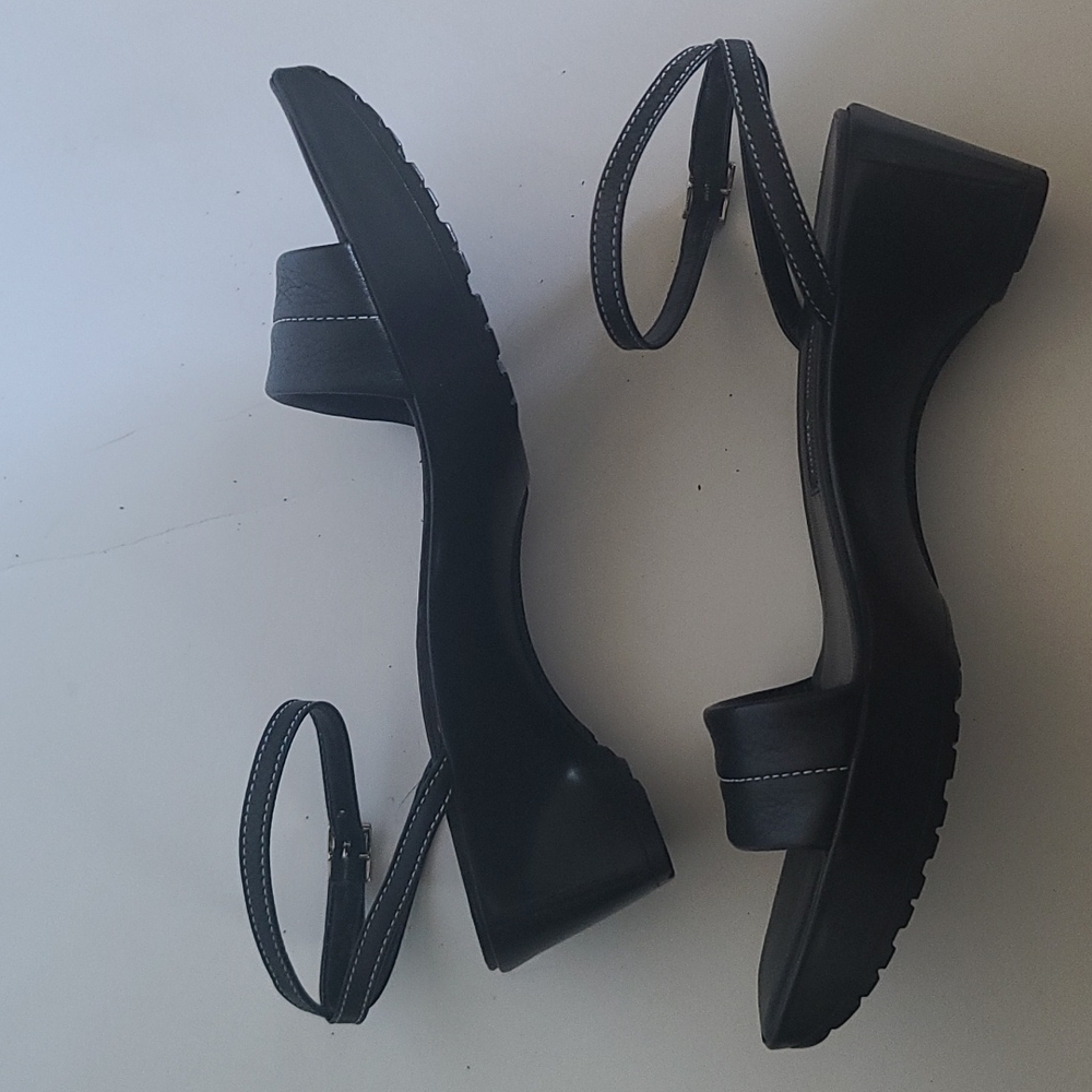 Etienne Aigner black genuine leather sandal ankle strap wrap comfort heel 8.5 N